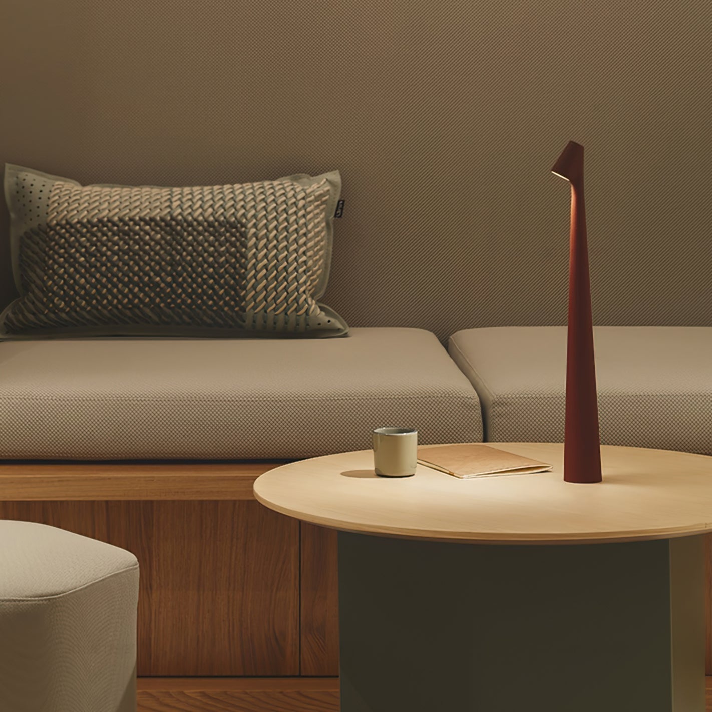 Modern Minimalist Metal Table Lamp With Built In Battery